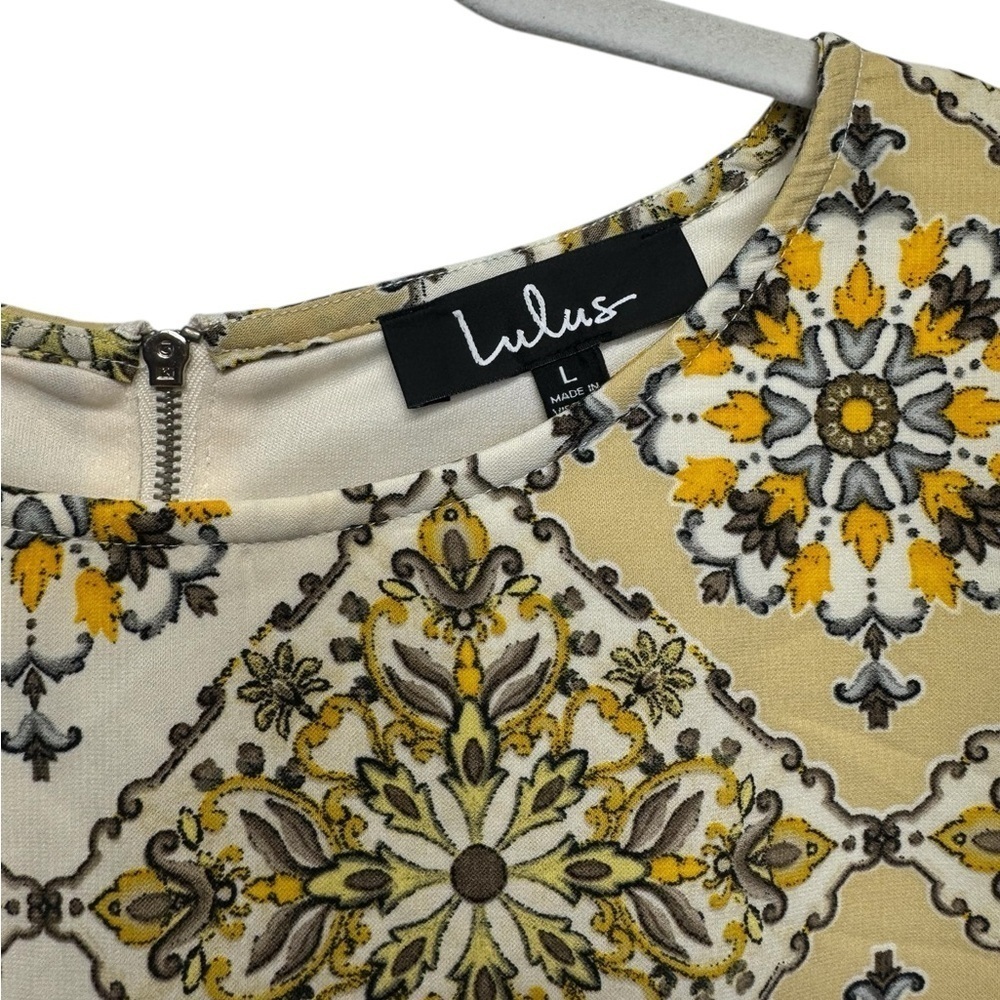 NWT LULU'S | Dandelion Print Short Sleeve Mini Dress - Picture 6 of 9